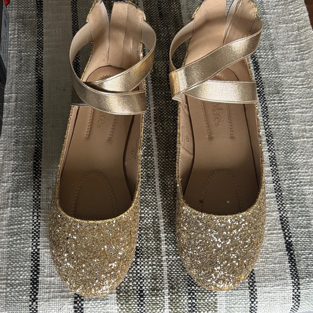 Bella Marie Gold Sparkle Dress Shoes